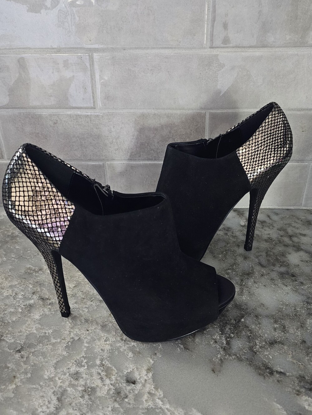 ALDO Madura-91 Black Suede Peep Toe Platform Stiletto Bootie Heels Size 8 Box